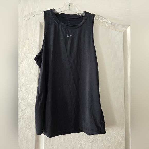 Nike Bundle - Picture 3 of 5